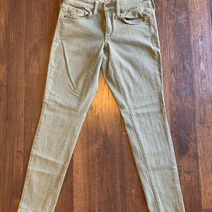 Universal Threads Light Green Skinny Jeans